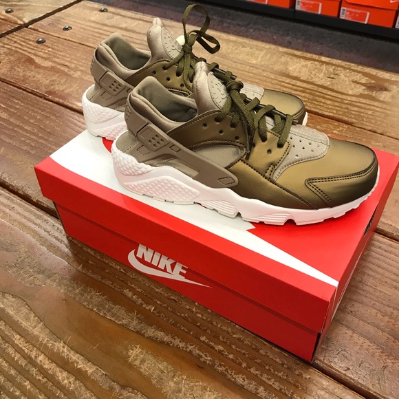 🚨Final Price🚨Nike Huarache Run - Picture 2 of 8